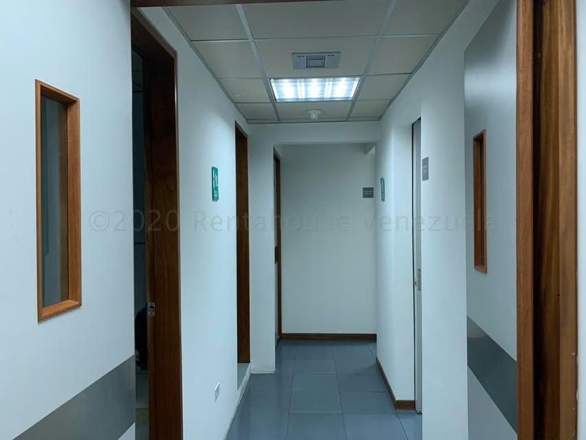 Comercial (Local Comercial) en Venta en El Paraiso, Distrito Metropolitano - 16
