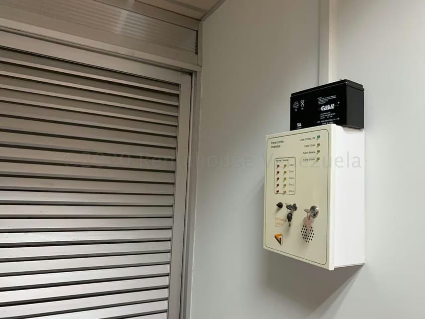 Comercial (Local Comercial) en Venta en El Paraiso, Distrito Metropolitano - 17