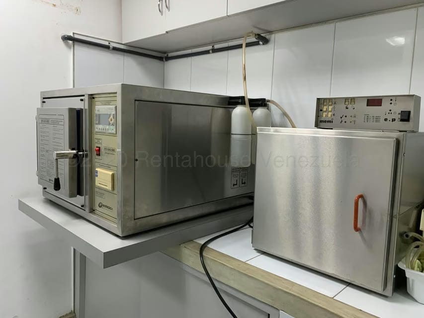 Comercial (Local Comercial) en Venta en El Paraiso, Distrito Metropolitano - 41