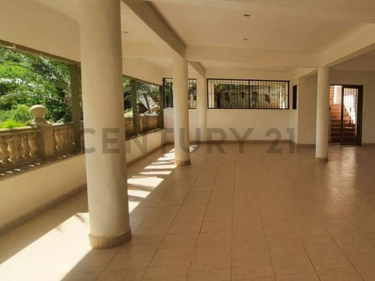 Caballeriza con potencial para Club/Posada en Margarita, La Asunción - 20