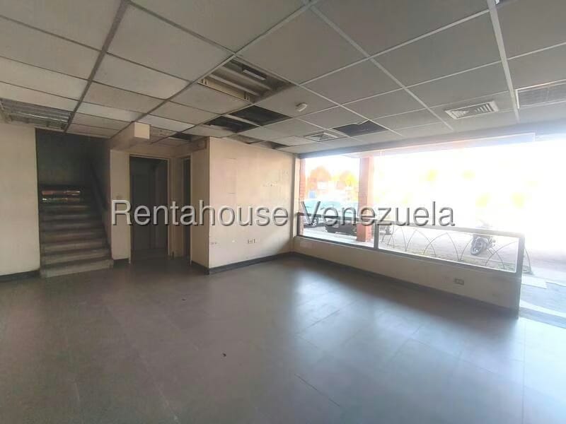 Comercial (Local Comercial) en Venta en Flor Amarillo, Carabobo - 6