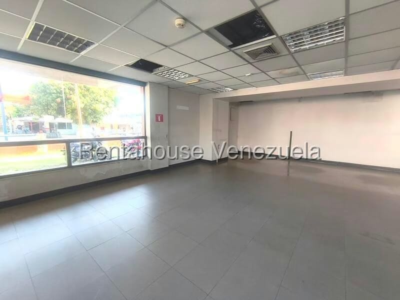 Comercial (Local Comercial) en Venta en Flor Amarillo, Carabobo - 8