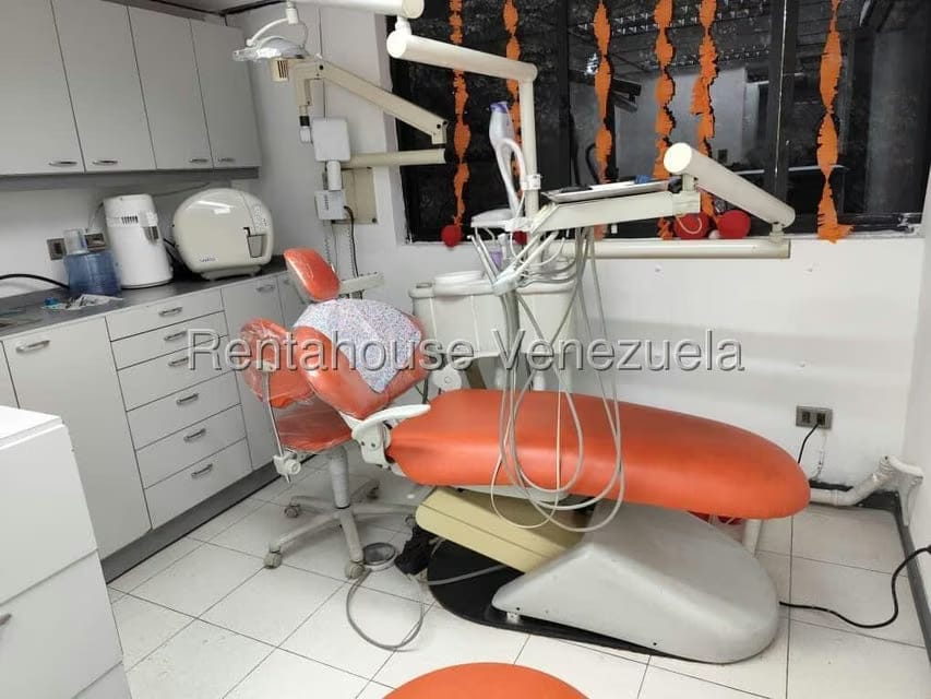 Comercial (Consultorio Medico) en Alquiler en Los Caobos, Distrito Metropolitano