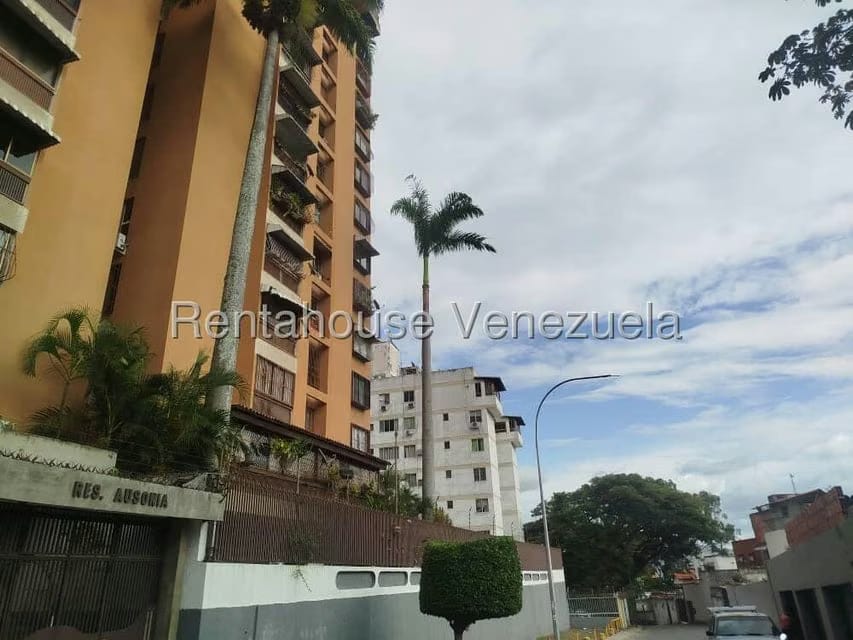 Apartamento (1 Nivel) en Alquiler en Los Caobos, Distrito Metropolitano - 3