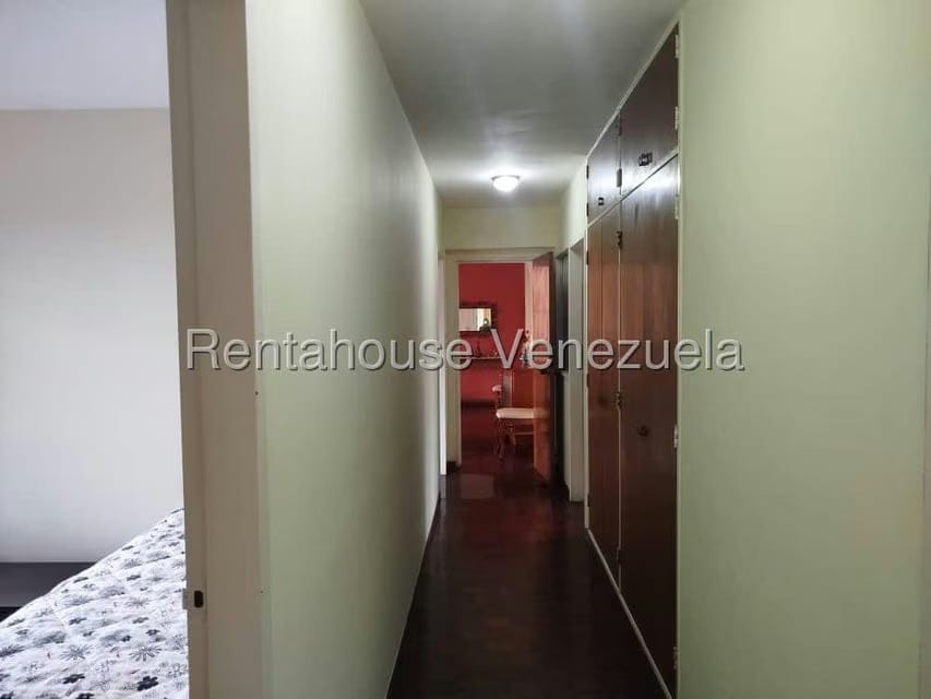 Apartamento (1 Nivel) en Alquiler en Los Caobos, Distrito Metropolitano - 23