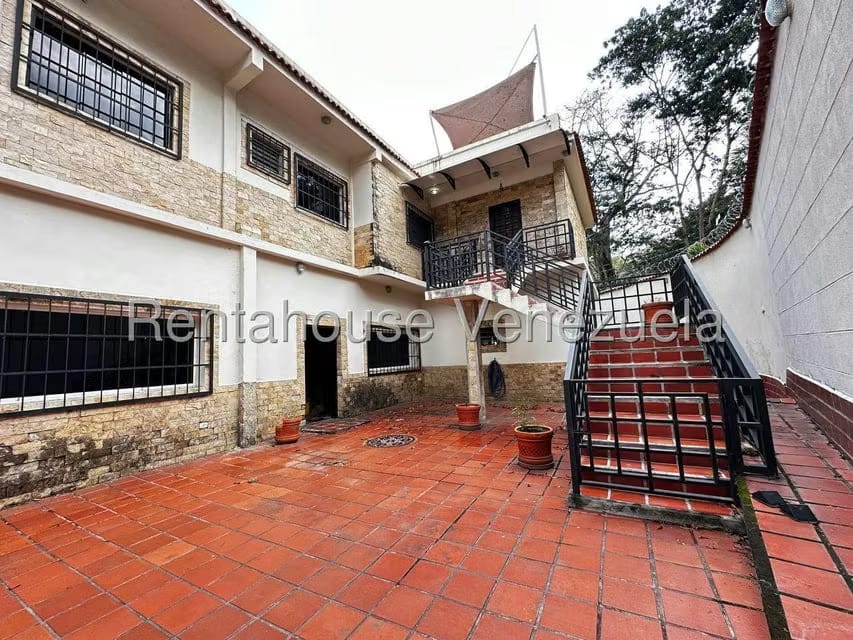Casa (Multipes Niveles) en Venta en Parque Caiza, Distrito Metropolitano - 11