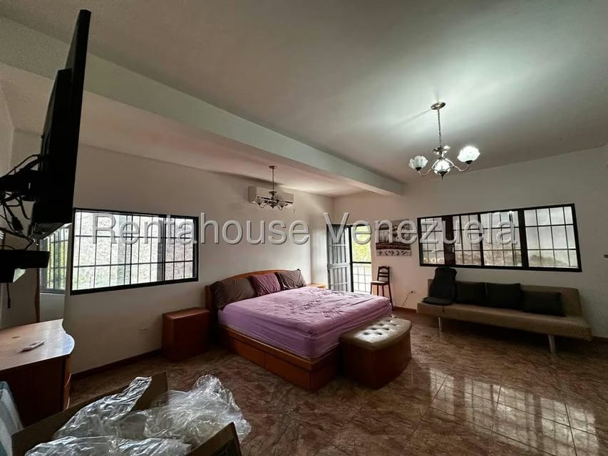 Casa (Multipes Niveles) en Venta en Parque Caiza, Distrito Metropolitano - 30