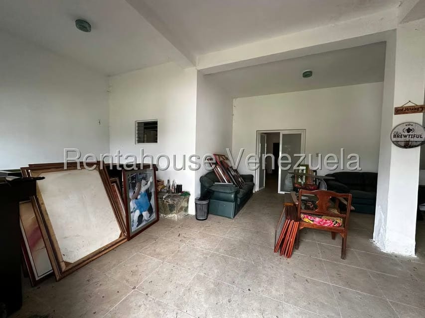 Casa (Multipes Niveles) en Venta en Parque Caiza, Distrito Metropolitano - 55