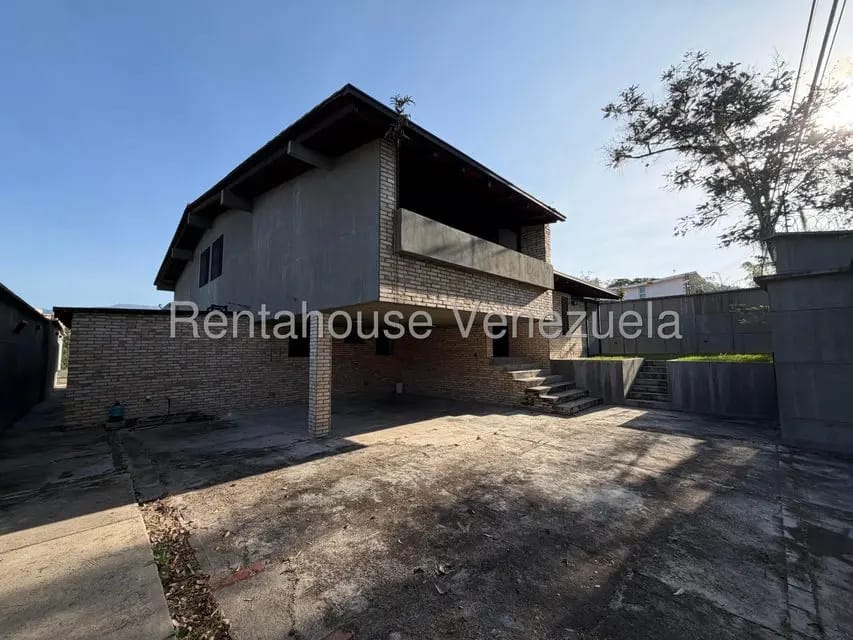 Casa (Multipes Niveles) en Venta en Alto Hatillo, Distrito Metropolitano - 3