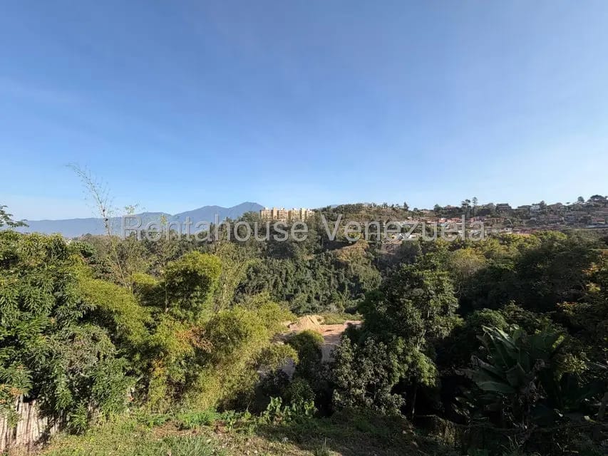 Casa (Multipes Niveles) en Venta en Alto Hatillo, Distrito Metropolitano - 26