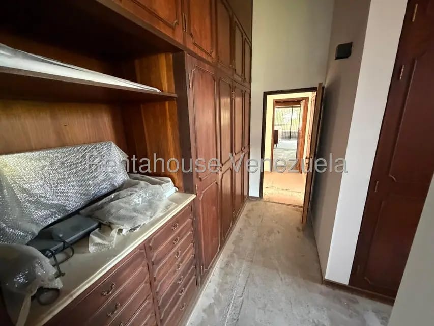 Casa (Multipes Niveles) en Venta en Alto Hatillo, Distrito Metropolitano - 30