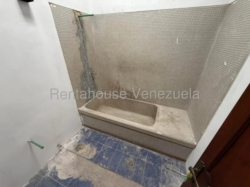 Casa (Multipes Niveles) en Venta en Alto Hatillo, Distrito Metropolitano - 34