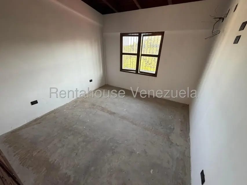 Casa (Multipes Niveles) en Venta en Alto Hatillo, Distrito Metropolitano - 35