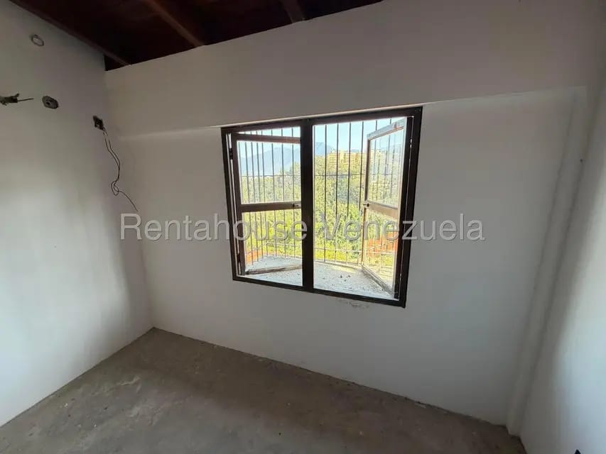 Casa (Multipes Niveles) en Venta en Alto Hatillo, Distrito Metropolitano - 37