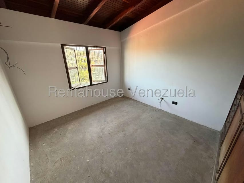 Casa (Multipes Niveles) en Venta en Alto Hatillo, Distrito Metropolitano - 38