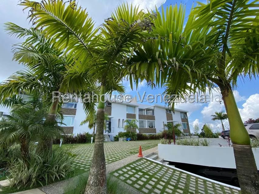 Apartamento (Multiples Niveles) en Venta en Oripoto, Distrito Metropolitano