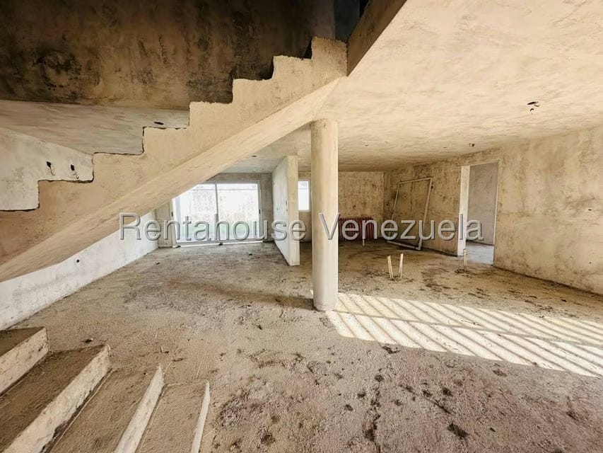 Casa (Multipes Niveles) en Venta en Llano Alto, Portuguesa - 3