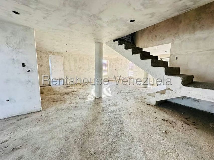 Casa (Multipes Niveles) en Venta en Llano Alto, Portuguesa - 7