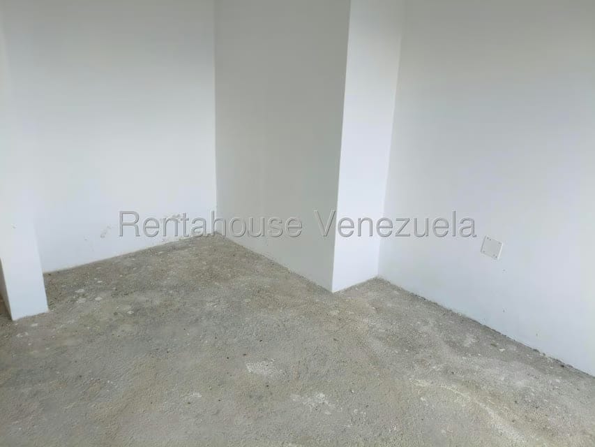 Apartamento (Duplex) en Venta en Solar del Hatillo, Distrito Metropolitano - 12