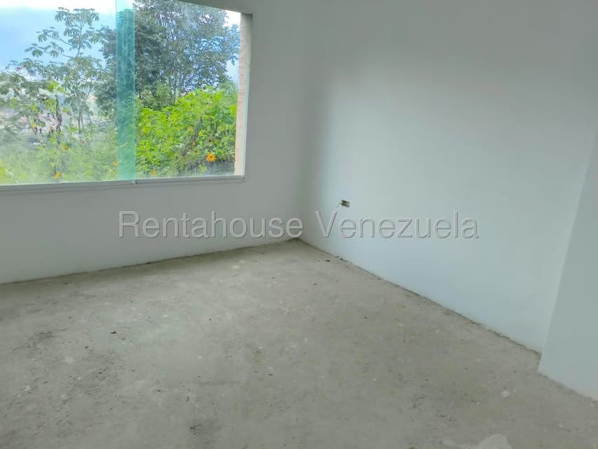 Apartamento (Duplex) en Venta en Solar del Hatillo, Distrito Metropolitano - 14