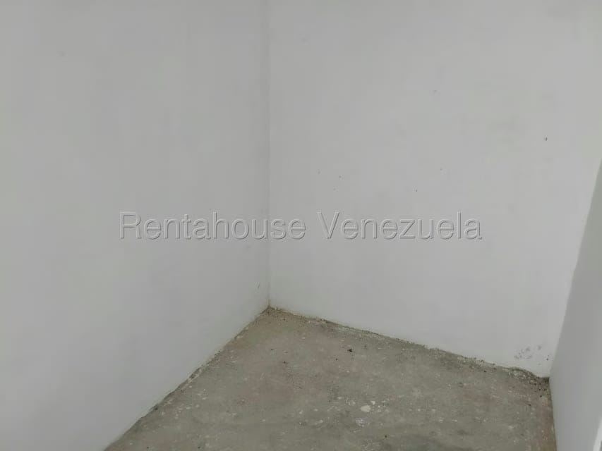 Apartamento (Duplex) en Venta en Solar del Hatillo, Distrito Metropolitano - 16