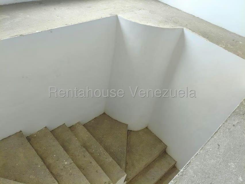 Apartamento (Duplex) en Venta en Solar del Hatillo, Distrito Metropolitano - 18
