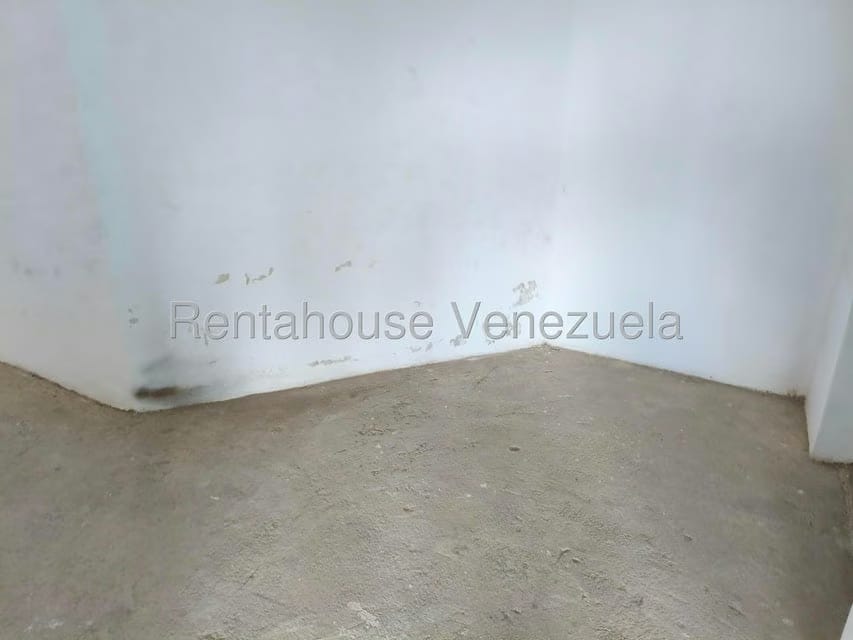 Apartamento (Duplex) en Venta en Solar del Hatillo, Distrito Metropolitano - 3