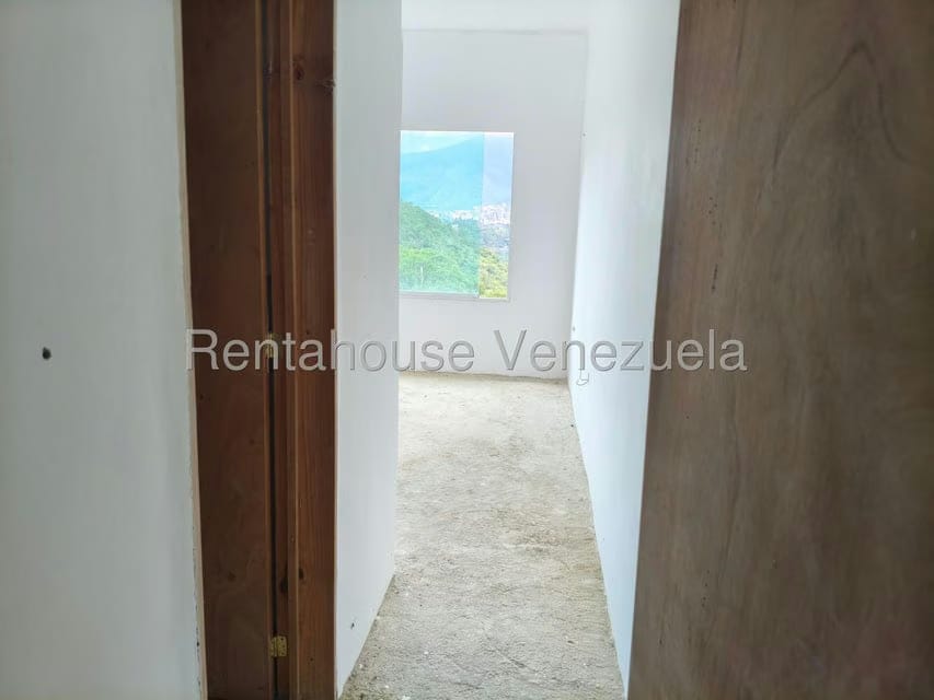 Apartamento (Duplex) en Venta en Solar del Hatillo, Distrito Metropolitano - 10