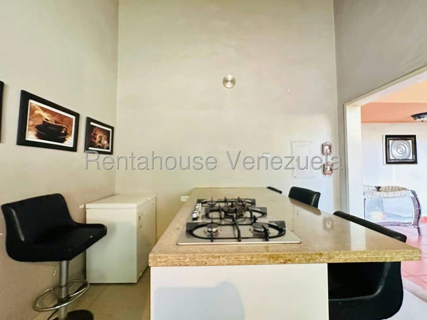 Casa (Duplex) en Venta en El Castaño (Zona Privada), Aragua - 18