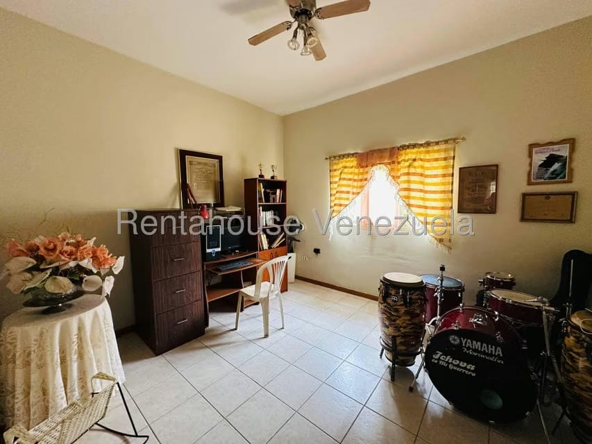 Casa (Duplex) en Venta en El Castaño (Zona Privada), Aragua - 32