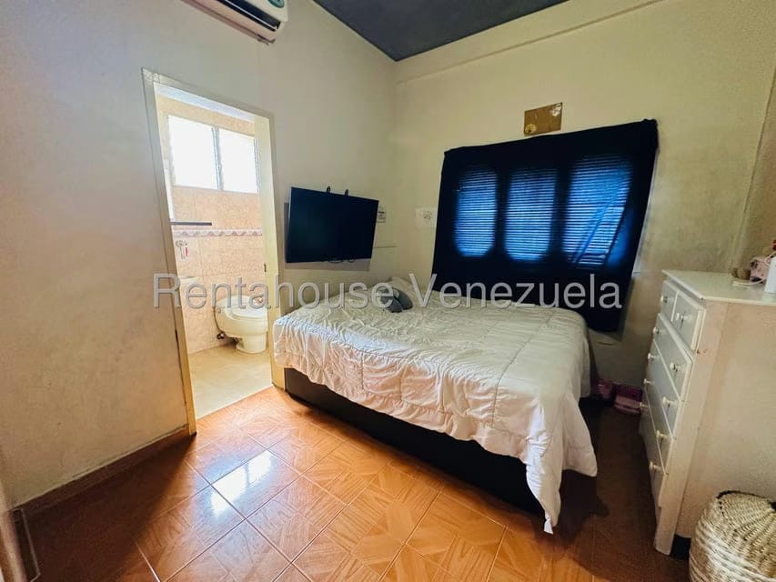 Casa (Duplex) en Venta en El Castaño (Zona Privada), Aragua - 37