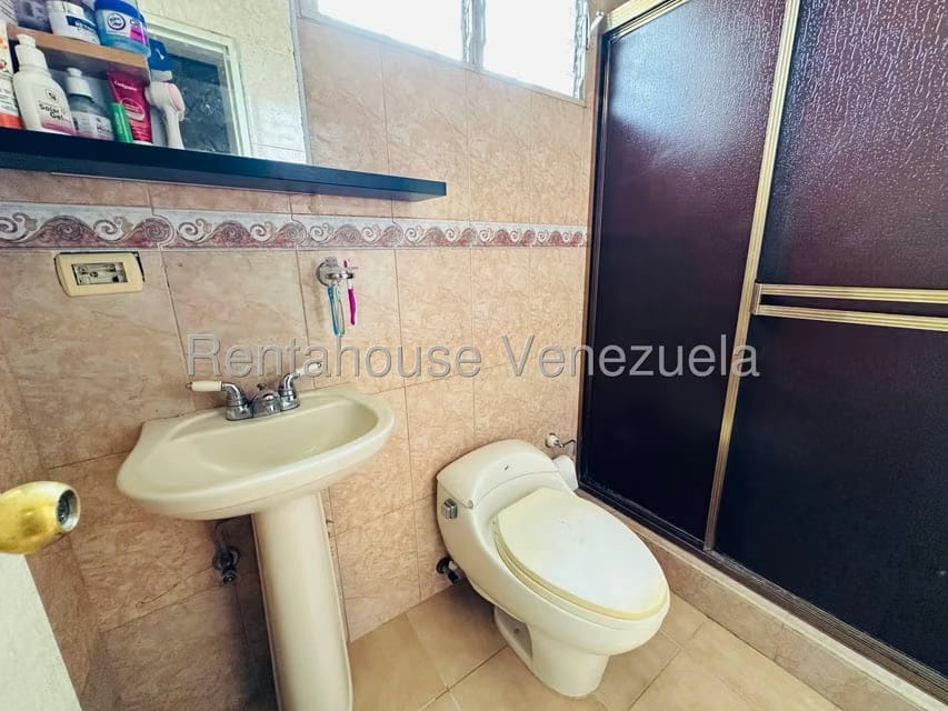 Casa (Duplex) en Venta en El Castaño (Zona Privada), Aragua - 42