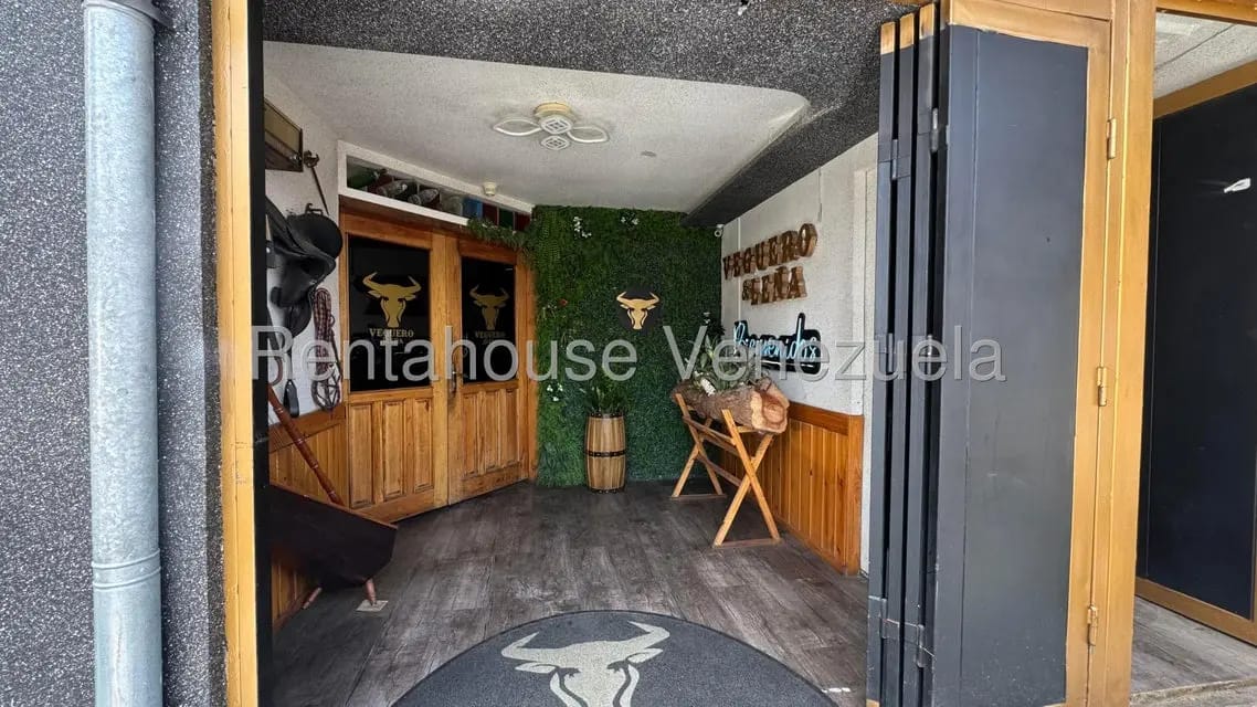 Comercial (Local Comercial) en Alquiler en Santa Monica, Distrito Metropolitano - 3