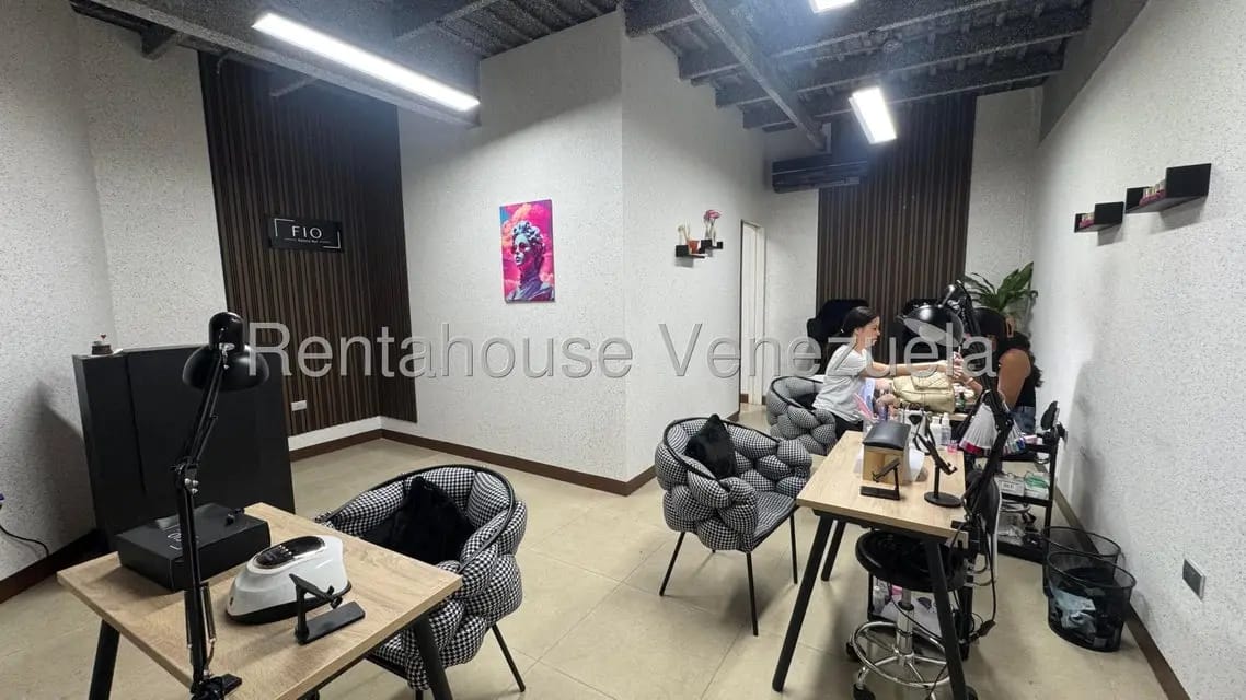 Comercial (Local Comercial) en Alquiler en Santa Monica, Distrito Metropolitano - 23