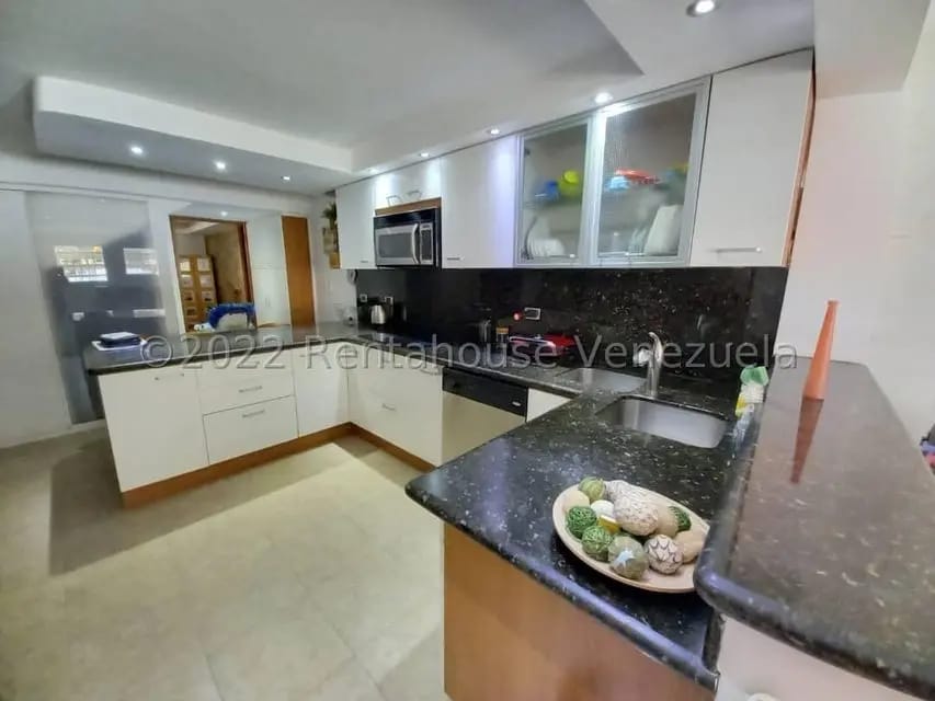 Casa (Multipes Niveles) en Alquiler en Caurimare, Distrito Metropolitano - 9