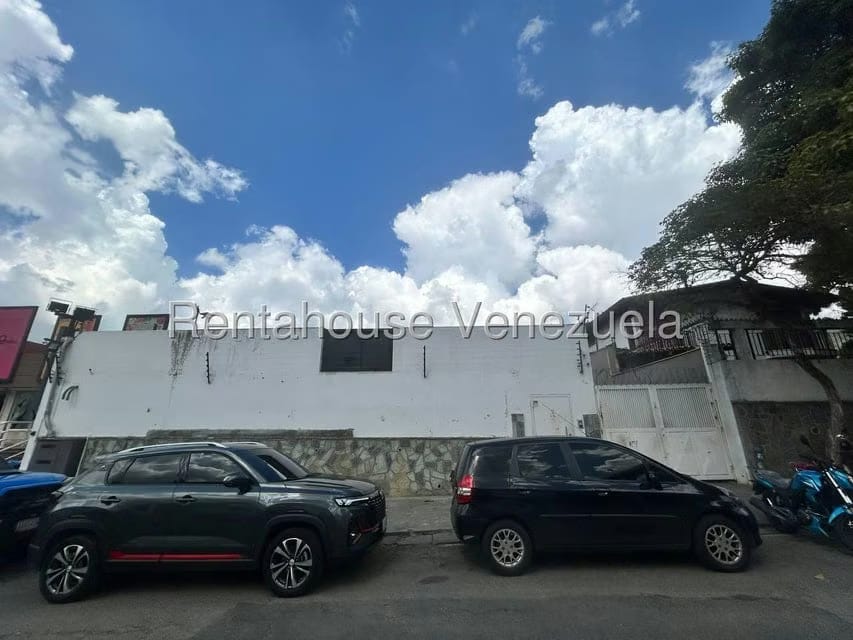 Comercial (Local Comercial) en Alquiler en La Trinidad, Distrito Metropolitano