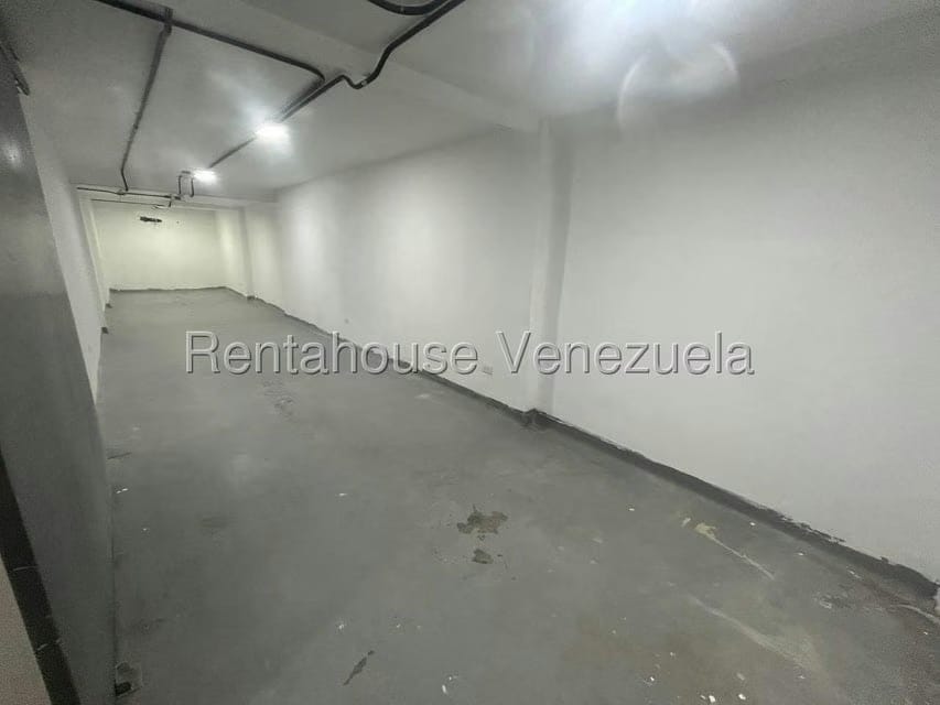 Comercial (Local Comercial) en Alquiler en La Trinidad, Distrito Metropolitano - 14
