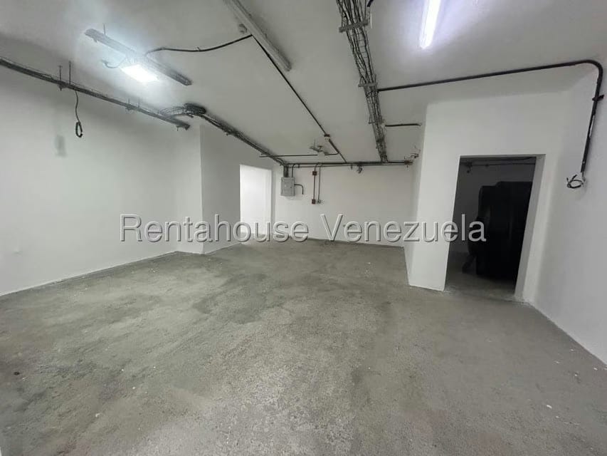 Comercial (Local Comercial) en Alquiler en La Trinidad, Distrito Metropolitano - 5