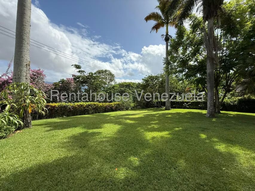 Casa (1 Nivel) en Venta en Cerro Verde, Distrito Metropolitano - 16