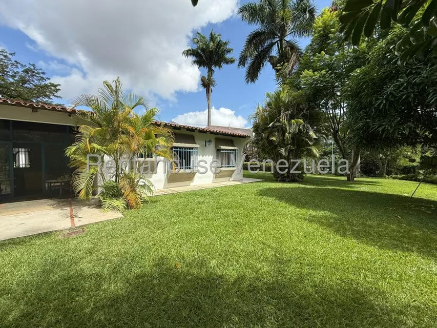 Casa (1 Nivel) en Venta en Cerro Verde, Distrito Metropolitano - 26
