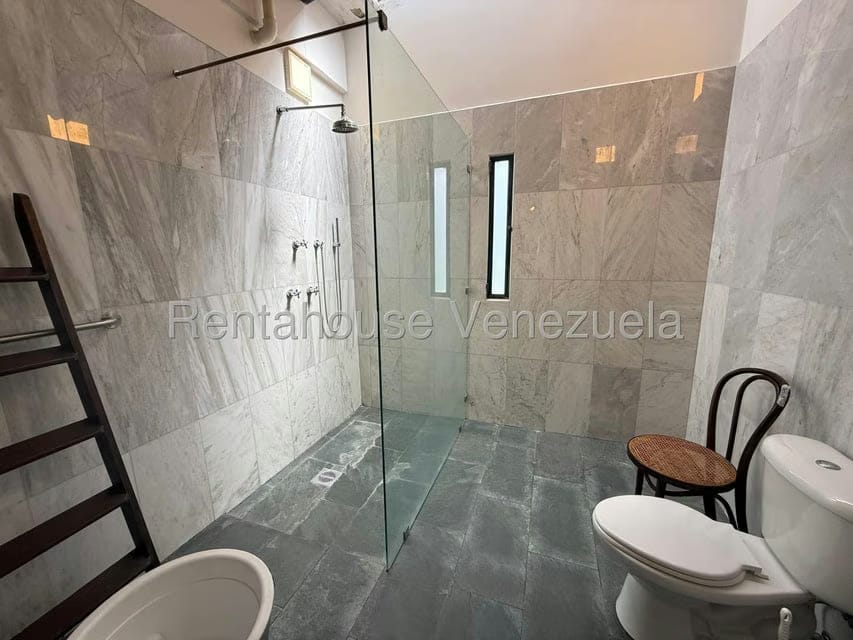 Casa (1 Nivel) en Venta en Cerro Verde, Distrito Metropolitano - 37