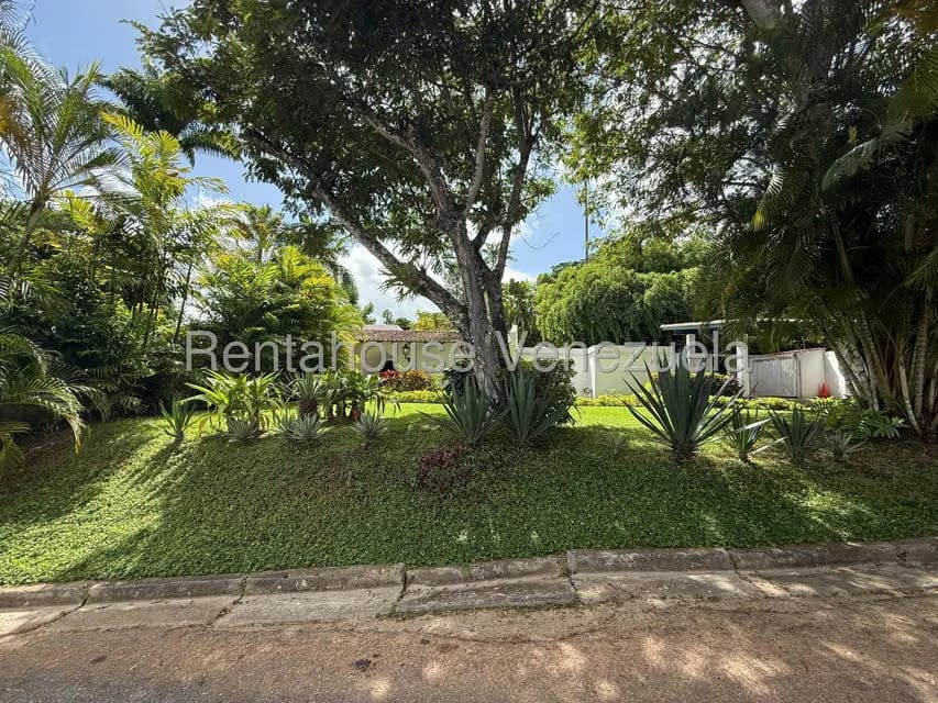 Casa (1 Nivel) en Venta en Cerro Verde, Distrito Metropolitano - 54