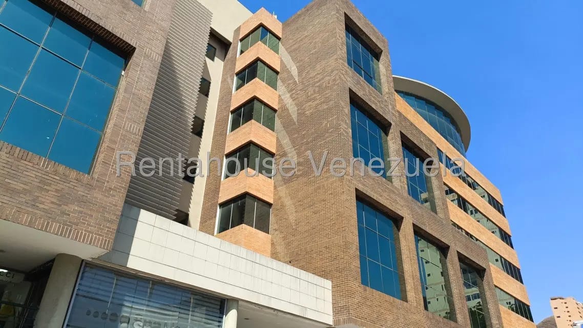 Comercial (Local Comercial) en Alquiler en La Trigaleña, Carabobo - 2