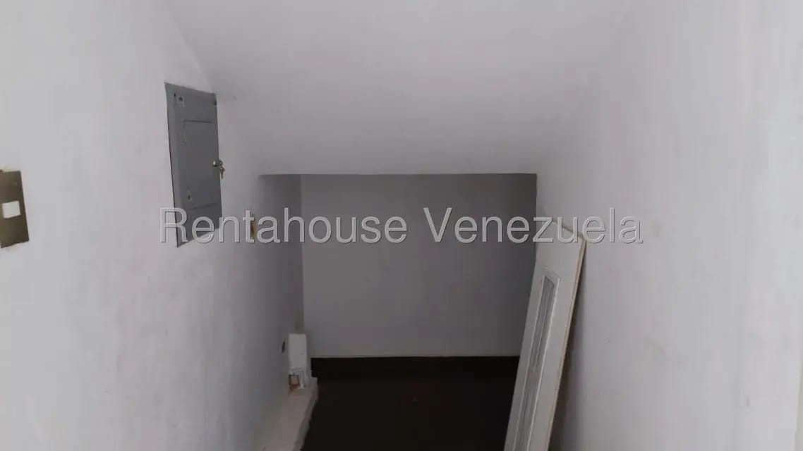 Comercial (Local Comercial) en Alquiler en La Trigaleña, Carabobo - 14