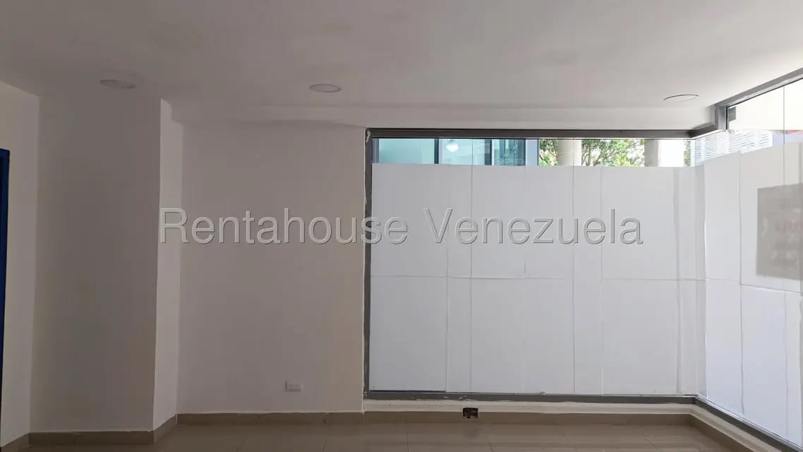 Comercial (Local Comercial) en Alquiler en La Trigaleña, Carabobo - 15