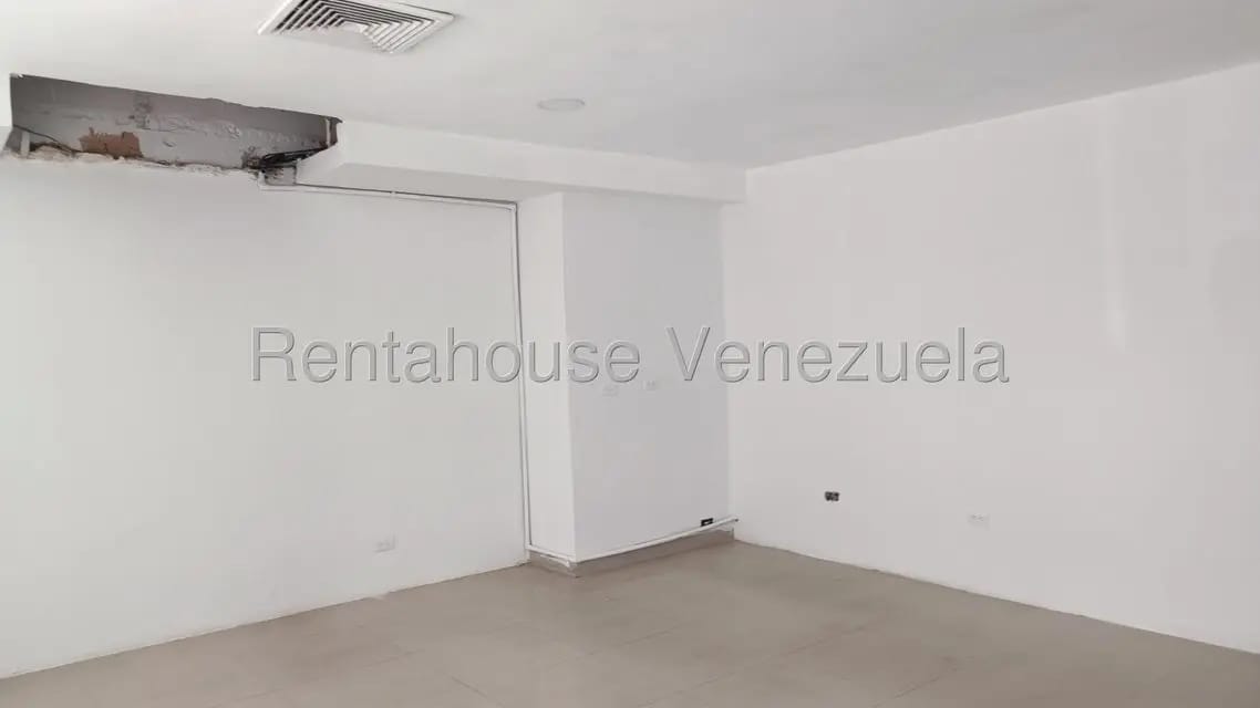 Comercial (Local Comercial) en Alquiler en La Trigaleña, Carabobo - 21