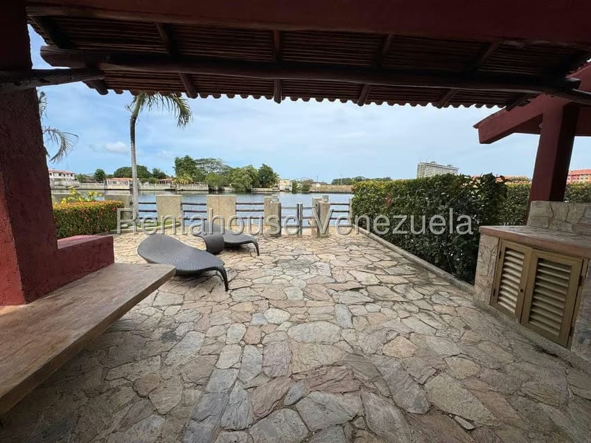 Townhouse (1 Nivel) en Venta en Puerto Encantado, Miranda - 11