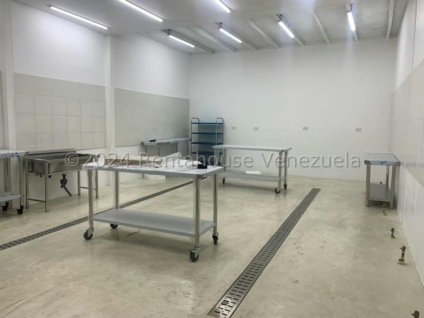 Negocios y Empresas (Alimentos y Bebidas) en Alquiler en Los Chorros, Distrito Metropolitano - 14