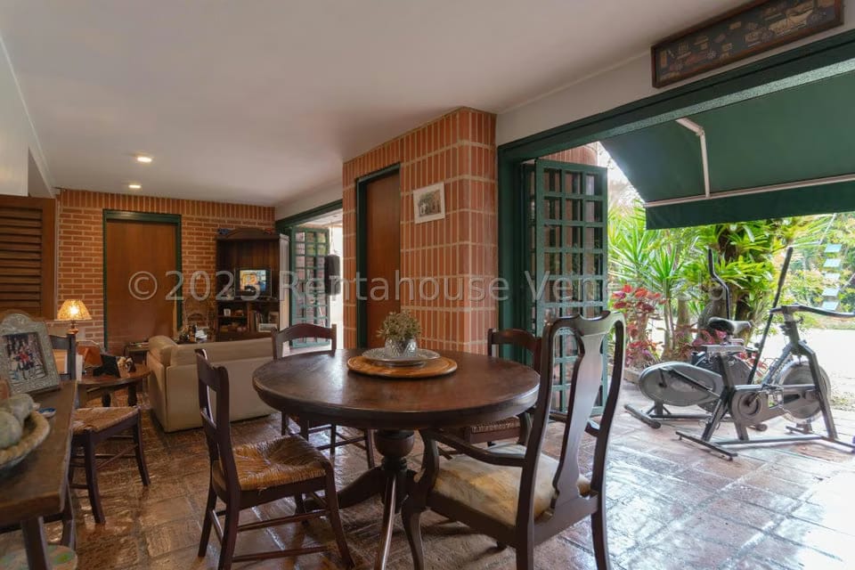 Casa (Multipes Niveles) en Venta en La Lagunita Country Club, Distrito Metropolitano - 19