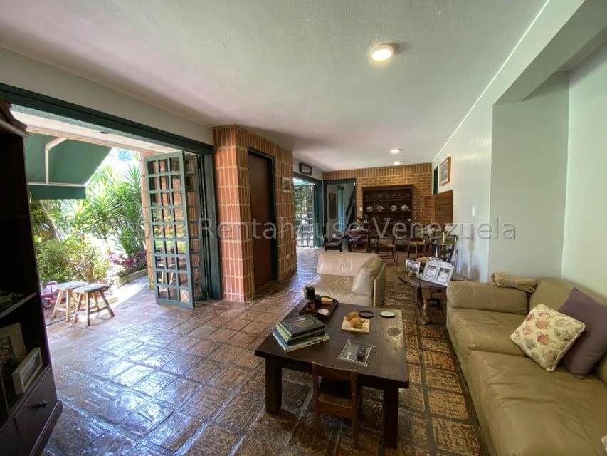 Casa (Multipes Niveles) en Venta en La Lagunita Country Club, Distrito Metropolitano - 25